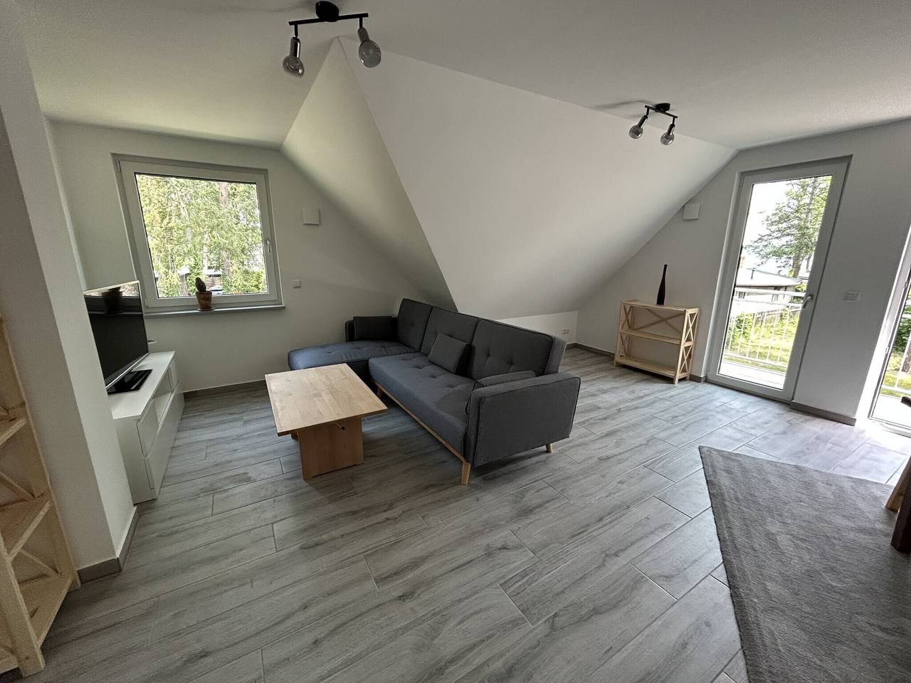 Ganze Wohnung, Ferienwohnung 'Am Mellensee' mit Seeblick, Gemeinschaftsgarten und Wlan in Am Mellensee, Dahme-Seengebiet