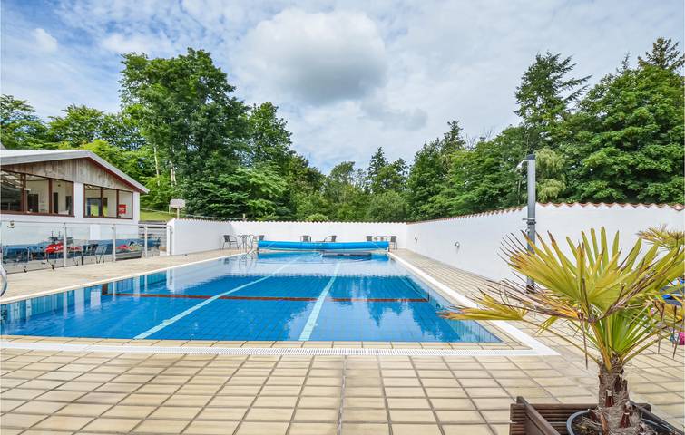 Ferienwohnung für 6 Personen, mit Sauna und Terrasse sowie Pool und Garten in Lyngsbæk Strand - 2