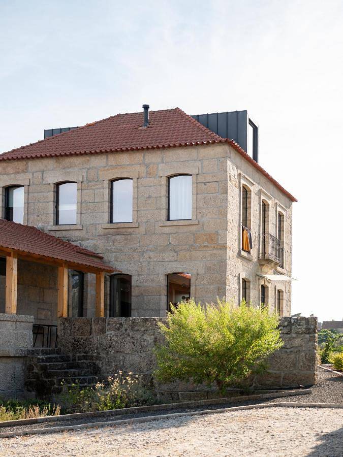 Hôtel pour 2 personnes, avec vue ainsi que piscine et jardin, animaux acceptés dans Nelas