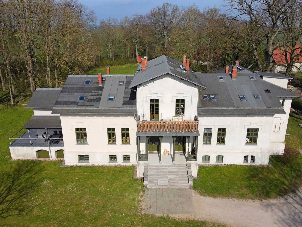Ganze Ferienwohnung, Gutshaus Bartelshagen - Ferienwohnung 1 Fachwerk in Dalkendorf, Mecklenburgische Schweiz