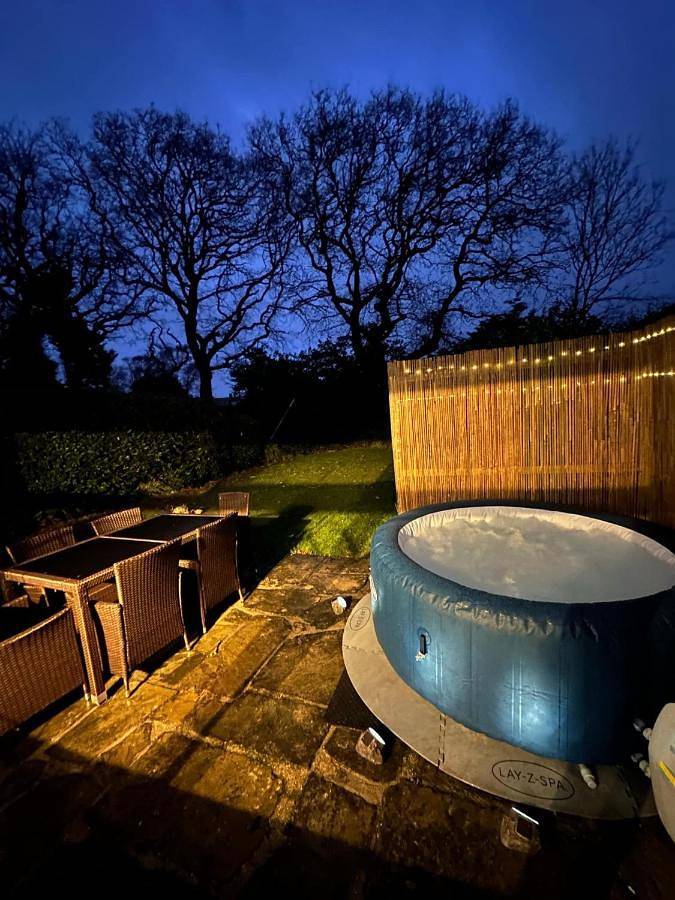 Three-Bedroom House in Bexhill, East Sussex