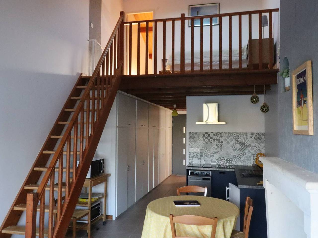 Maison rénovée 4 pers. avec jardin et Parking in Saint-Georges-de-Didonne, Côte de Beauté