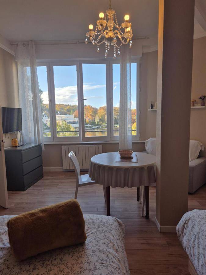 Gîte pour 2 personnes, avec vue sur le lac et vue dans Thermes de Bagnoles de l'Orne