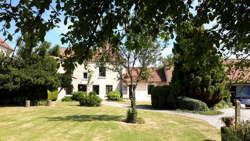 Location de vacances pour 7 personnes, avec jardin, animaux acceptés à Pernes-lès-Boulogne