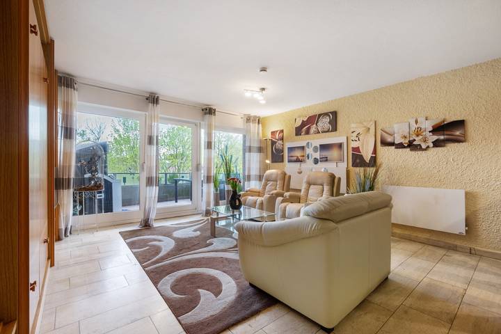 Ferienwohnung für 4 Personen, mit Balkon und Garten in Tossens