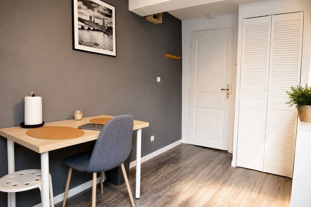 Ganze Wohnung, Renovated studio - Valenciennes center in Valenciennes, Valenciennes und Umgebung