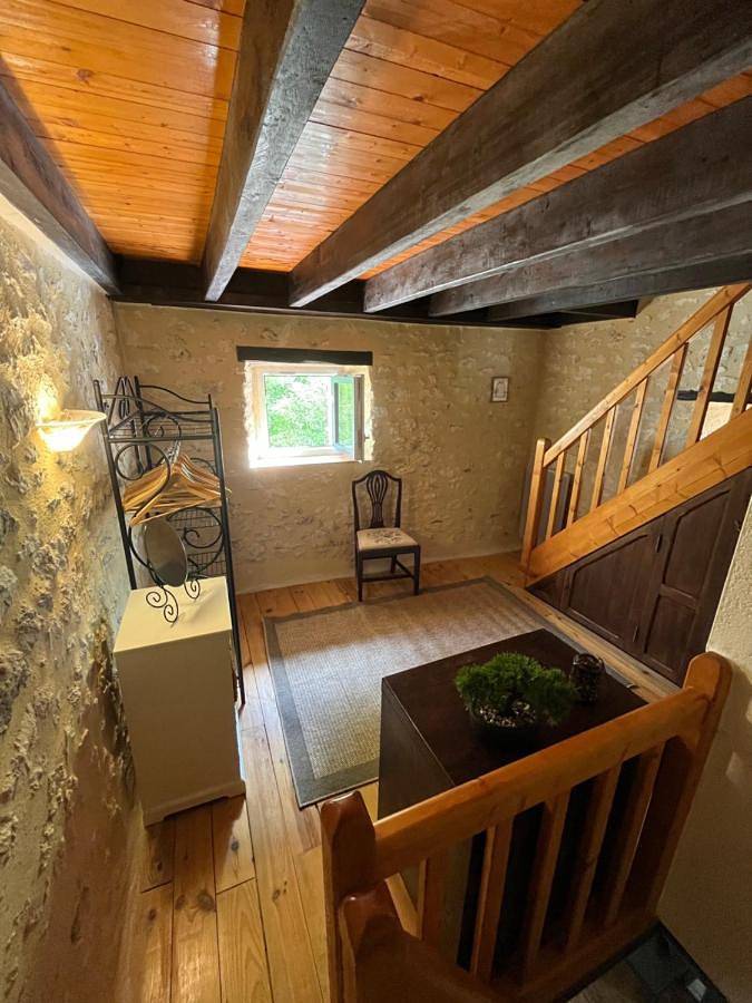 Chambre d’hôte pour 2 personnes, avec vue ainsi que piscine et jardin à Monflanquin - 4