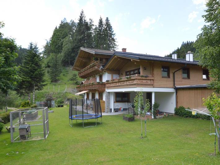 Ganze Wohnung, Gemütliche Wohnung mit Terrasse und Skiraum
 in Radstadt, Ski Amadé