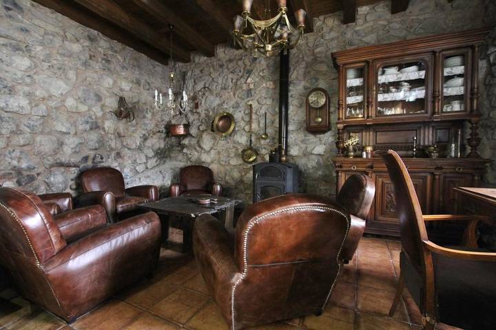 Casa rural para 9 personas, con Balcón y Terraza además de Jardín y Sauna en Rioja Baja