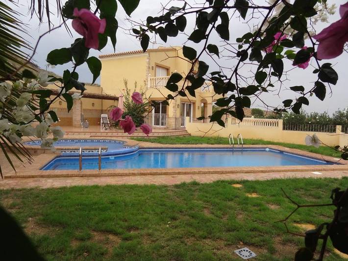 Chalet para 12 personas, con vistas y piscina además de jardín y piscina para niños en Provincia de Almería - 2