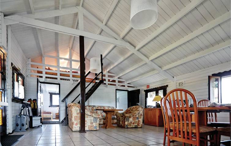 Ferienhaus für 8 Personen mit Terrasse in Puddemsdorf, Mielno