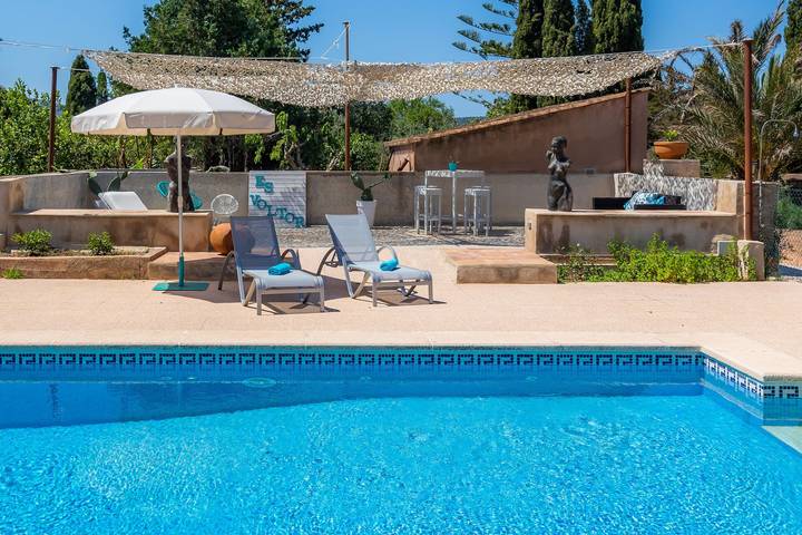 Landhaus 'Es Voltor' mit Bergblick, WLAN und Klimaanlage in Artà, Mallorca Osten