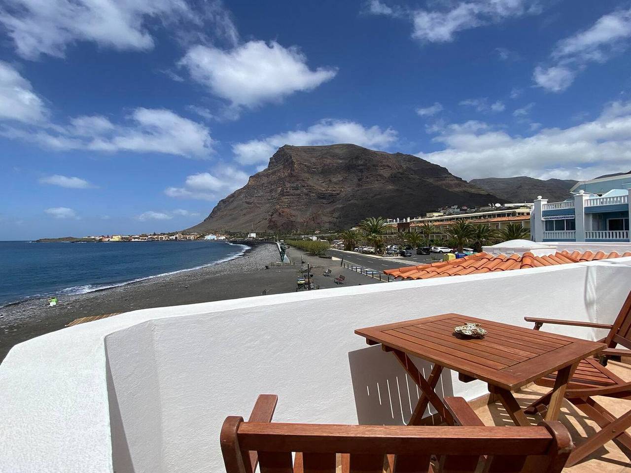 Estudio entero, Estudio frente al mar, vistas al mar y montaã±a - 2 pers. in La Puntilla, Valle Gran Rey