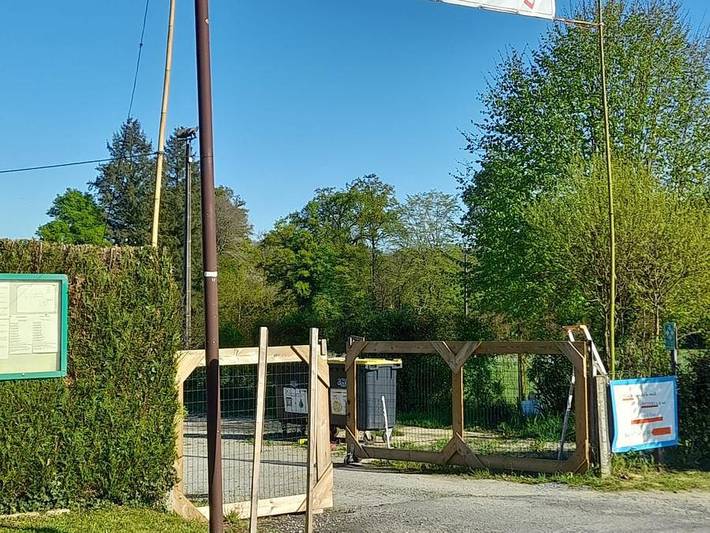 Camping voor 4 personen, met kinderzwembad, met huisdier in Limousin