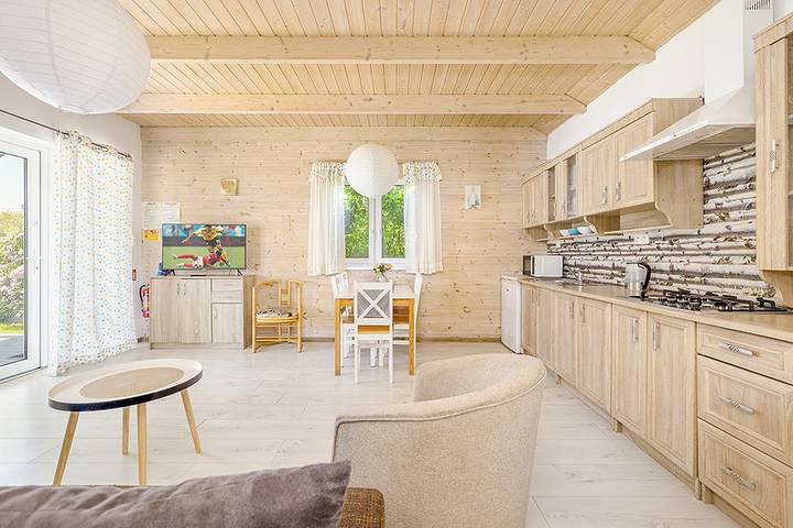 Ferienhaus für 6 Personen, mit Terrasse und Garten in Mielno - 4