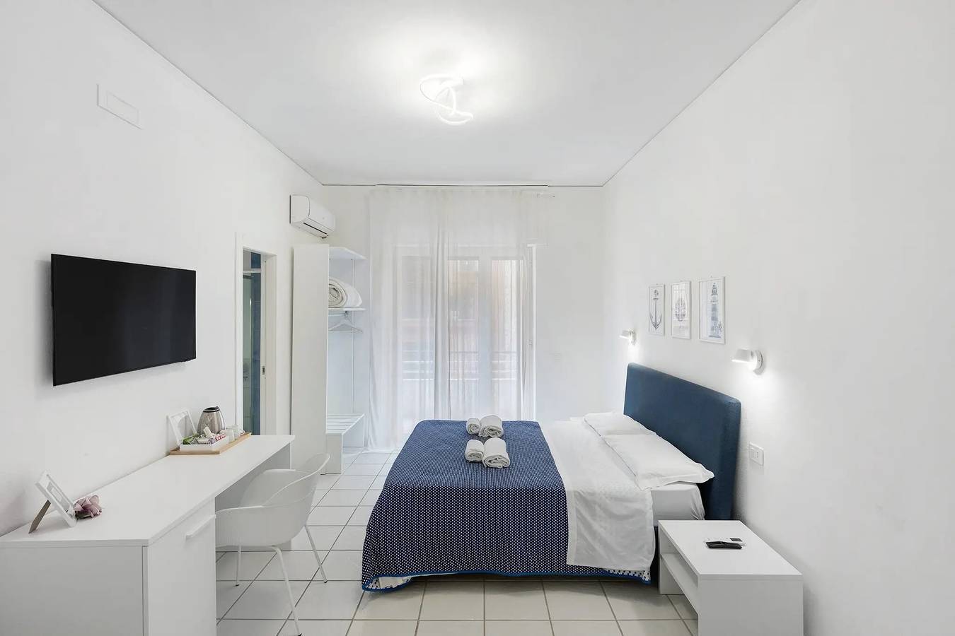 La Vesuviana – Superior Zimmer 3 mit Balkon, Wlan und Klimaanlage in Castellammare di Stabia, Sorrento Coast