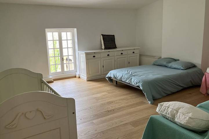 Location de vacances pour 22 personnes, avec jardin, animaux acceptés à Loriol-sur-Drôme - 2