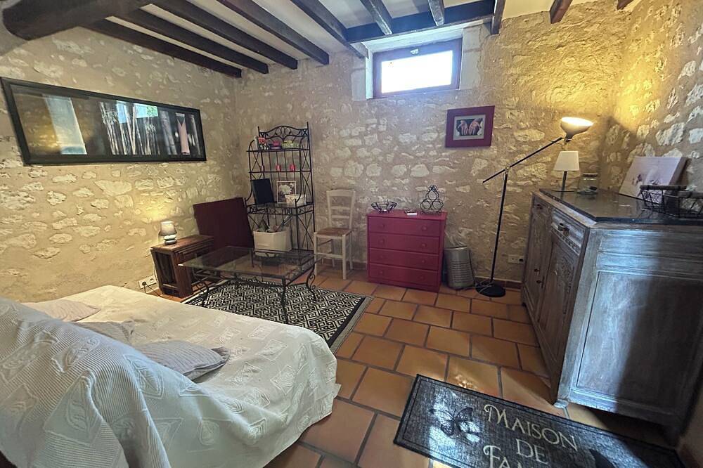 Gîte à la campagne avec Piscine, nombreuses visites et activités à proximité in Bossay-sur-Claise, Région de Loches