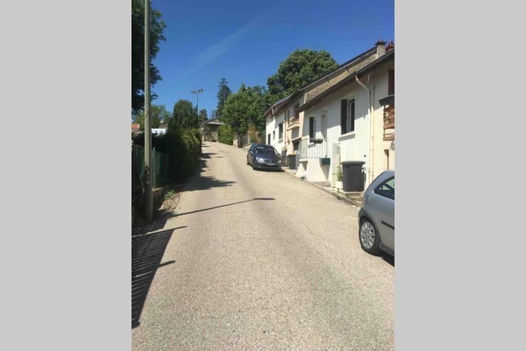One-Bedroom House in Ceyzériat, Région de Bourg-en-Bresse