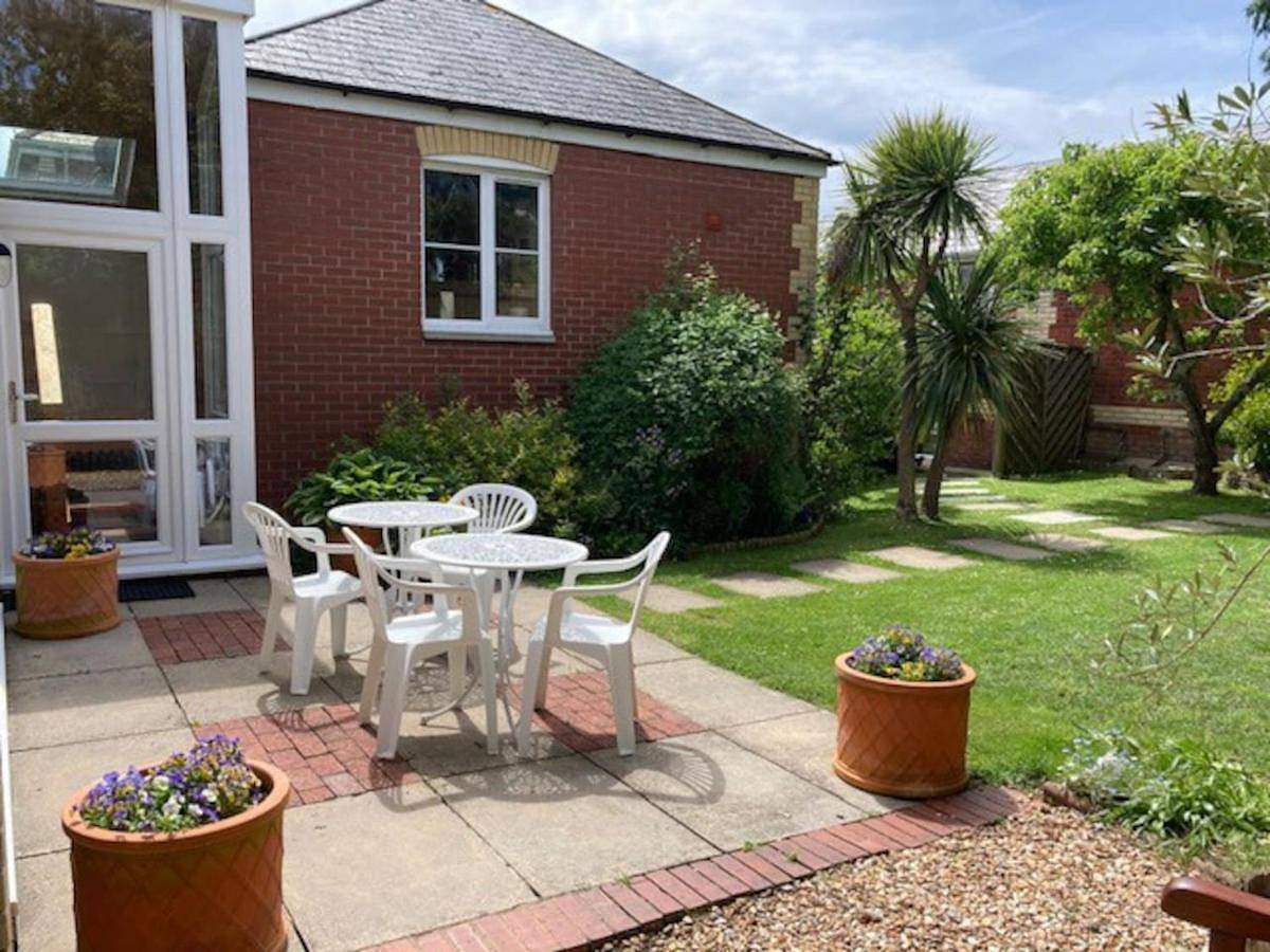Walnut Cottage in Newton and Noss, South Devon