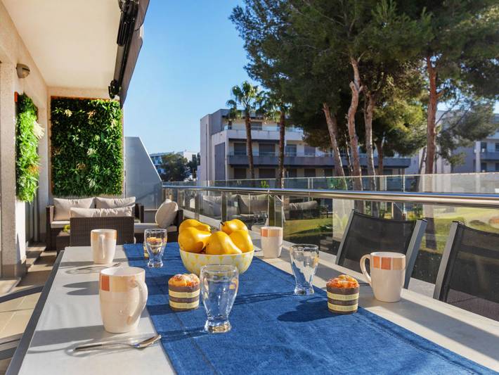 Gîte pour 4 personnes, avec jardin ainsi que terrasse et bassin pour enfant à Salou - 2