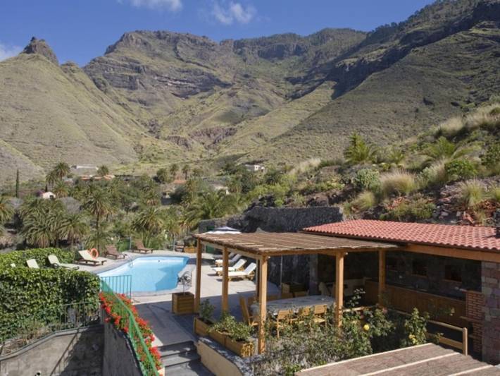 Gîte für 8 Personen, mit Terrasse und Garten sowie Pool in El Risco