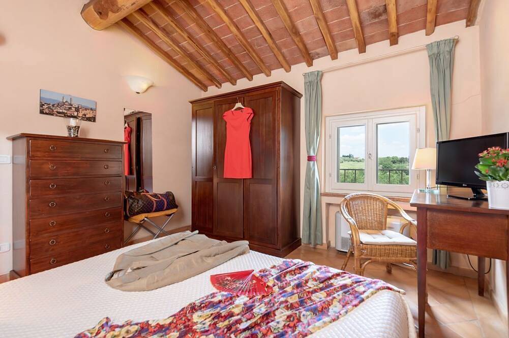 Apartamento entero, Apartment in historic Villa \"Il Mangia\": view & authentic hospitality in Siena in Siena, Provincia de Siena