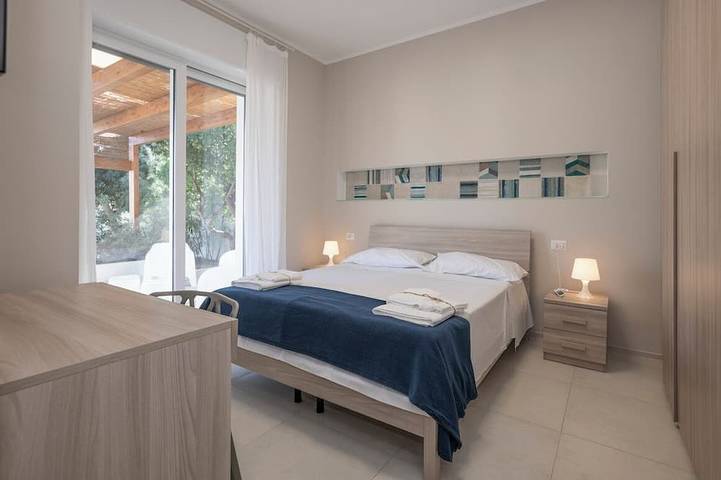 Außenbereiche und ein privater Pool für in Porto Cesareo, Golf von Tarent