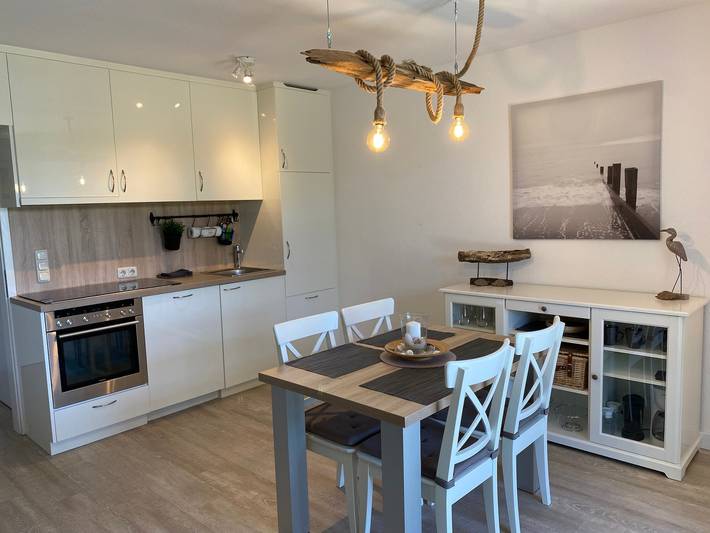 Ganze Ferienwohnung, Strandkoje am Meer (Nr. 2) in Schönberg, Südliche Ostseeküste