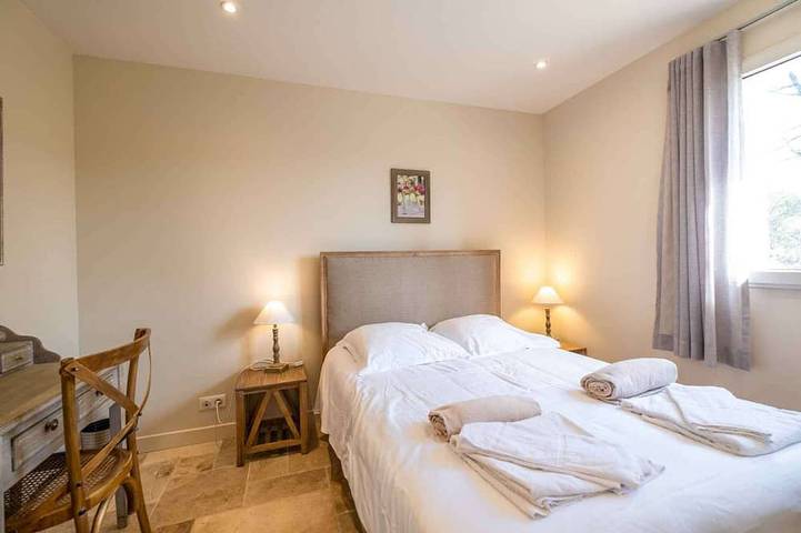 Location de vacances pour 4 personnes, avec jacuzzi ainsi que jardin et terrasse dans Forêt domaniale de Grésigne - 3