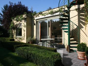 Gîte pour 2 personnes, avec terrasse ainsi que vue sur le lac et jardin à Zingem