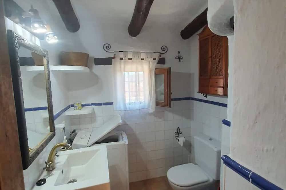 Preciosa Casa cueva a 10 minutos de Albacete. in Albacete, Provincia de Albacete