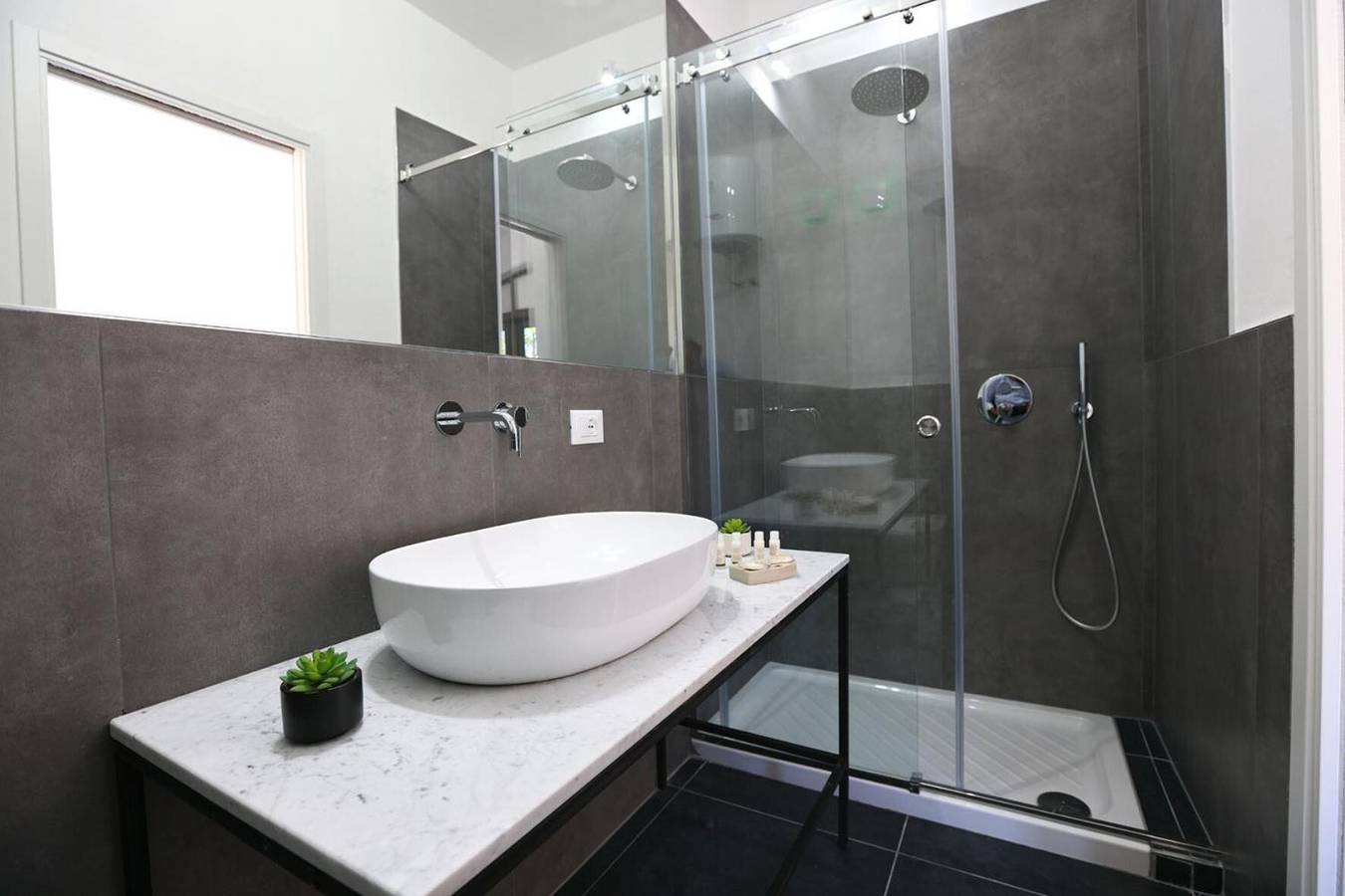 Chambre « Altavilla 1 » avec jardin partagé et climatisation in Torre Colonna-Sperone, Altavilla Milicia