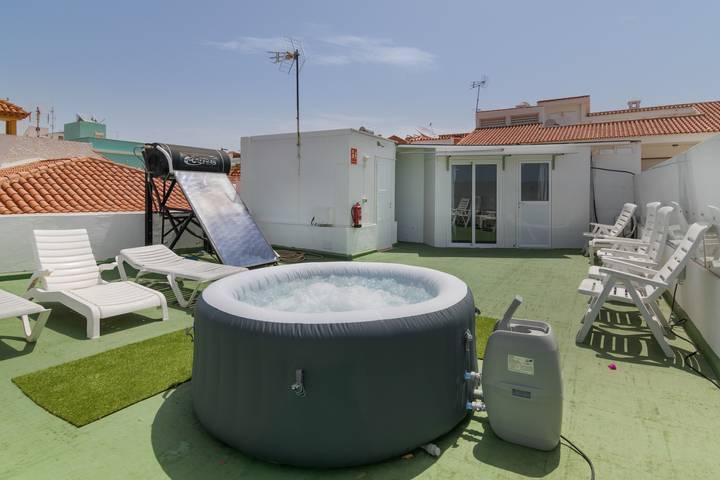 Ganze Wohnung, Ferienhaus 'Suite' mit Meerblick, Wi-Fi und Klimaanlage in Maspalomas, San Bartolomé de Tirajana