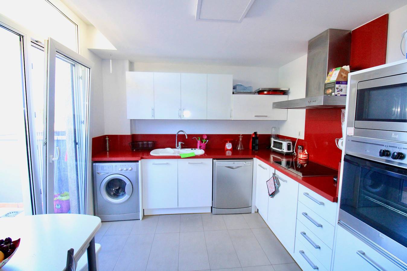 Apartamento inteiro, Casa de Férias 'Grecia' com Vista Montanha, Wi-Fi e Ar Condicionado in El Verger, Costa Blanca