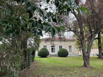 Gîte pour 7 personnes, avec jardin et vue à Cazères