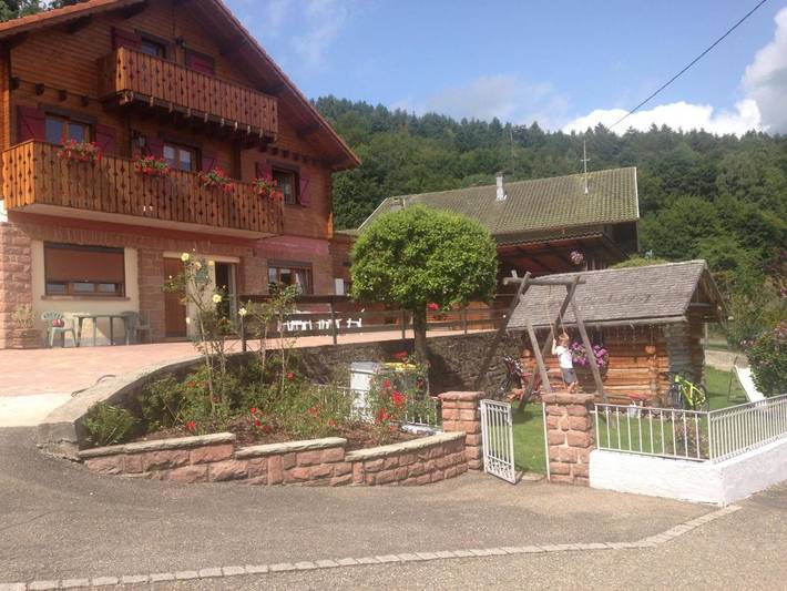 Appartement de vacances pour 3 personnes, avec Terrasse ainsi que Jardin et Vue