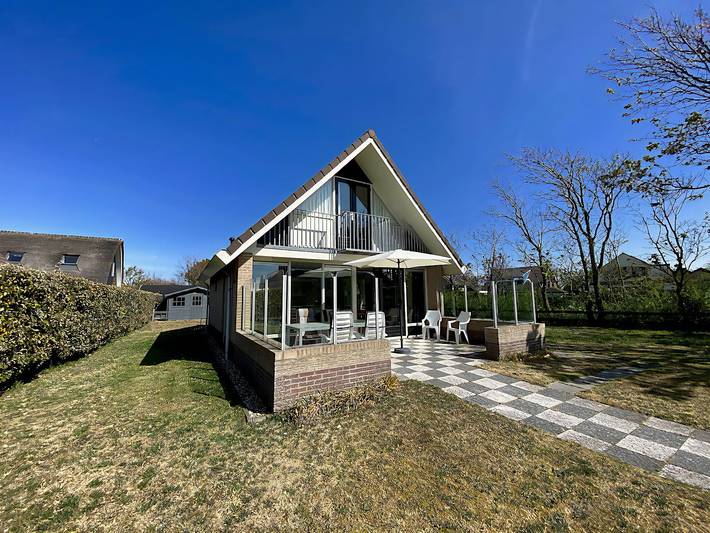 Ferienhaus für 6 Personen, mit Terrasse und Ausblick sowie Garten - 1