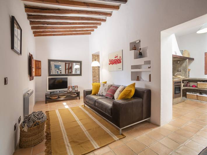 Chalet para 4 personas, con piscina y terraza, Familias con niños en Ibiza - 3