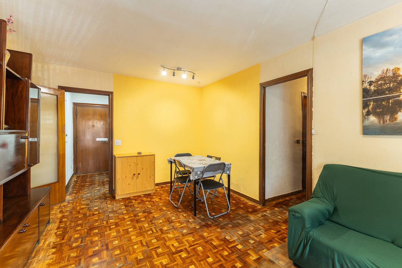 Appartement vintage à Móstoles, Madrid, avec balcon privé et Wi-Fi in Móstoles, Communaute de Madrid