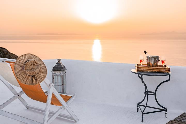 Ganze Wohnung, Paros Apartment – Haustierfreundlich mit Meerblick und Whirlpool in Sikinos