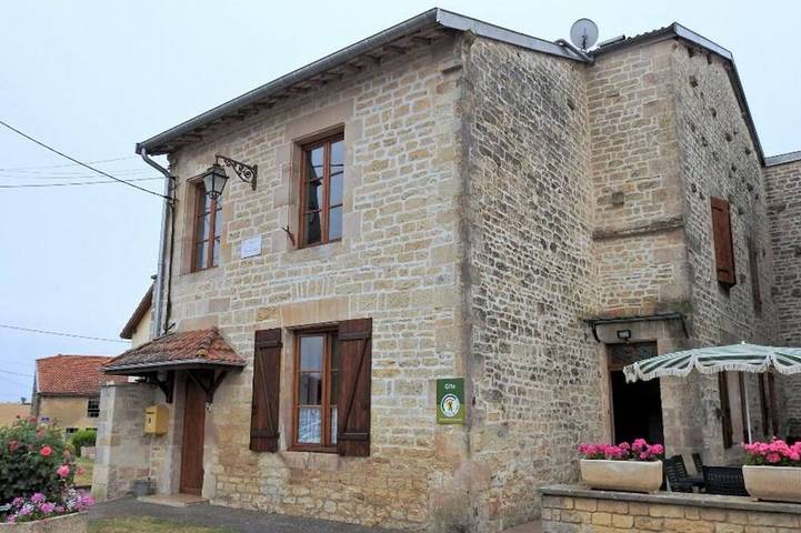 Gîte pour 6 personnes dans Ferrière-et-Lafolie