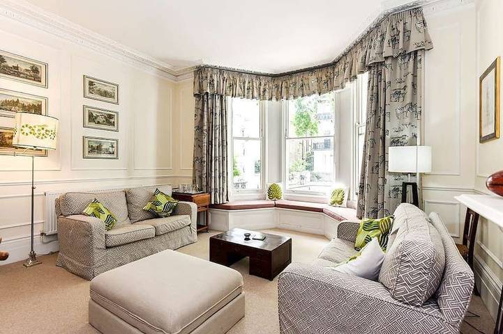 Vacation rental for 2 people, with Hot tub in Knightsbridge