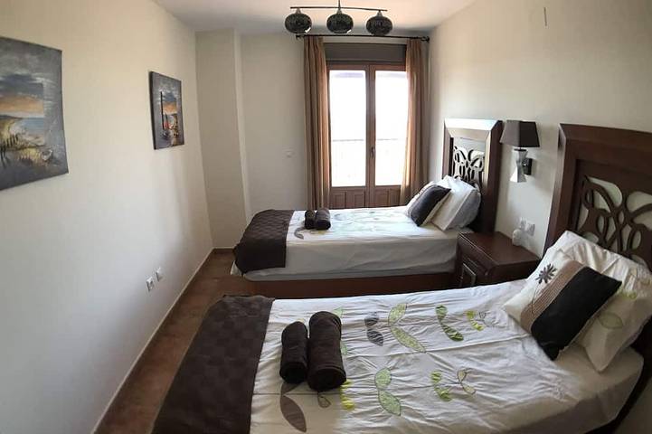 Ganze Wohnung, Moderne Wohnung - Panoramablick - großer Balkon & Dachterrasse in Urbanizacion Costa Esuri, Ayamonte