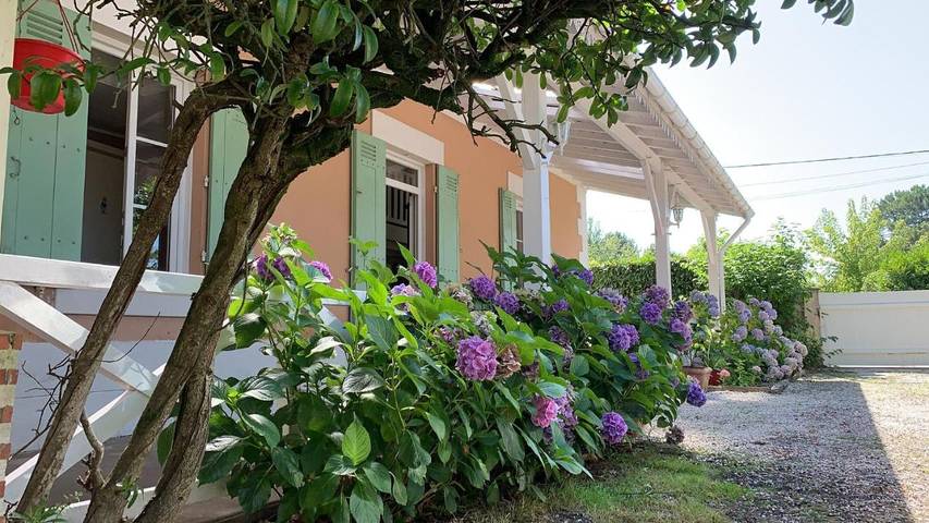 Maison de vacances pour 7 personnes, avec jardin ainsi que vue et piscine, adapté aux familles