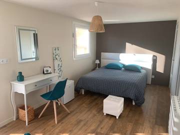 Chambre d’hôte pour 2 personnes, avec jacuzzi, adapté aux familles dans la Loire