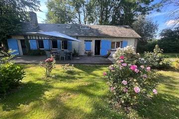 Location de vacances pour 10 personnes, avec piscine et jacuzzi, animaux acceptés dans Livarot-Pays-d'Auge