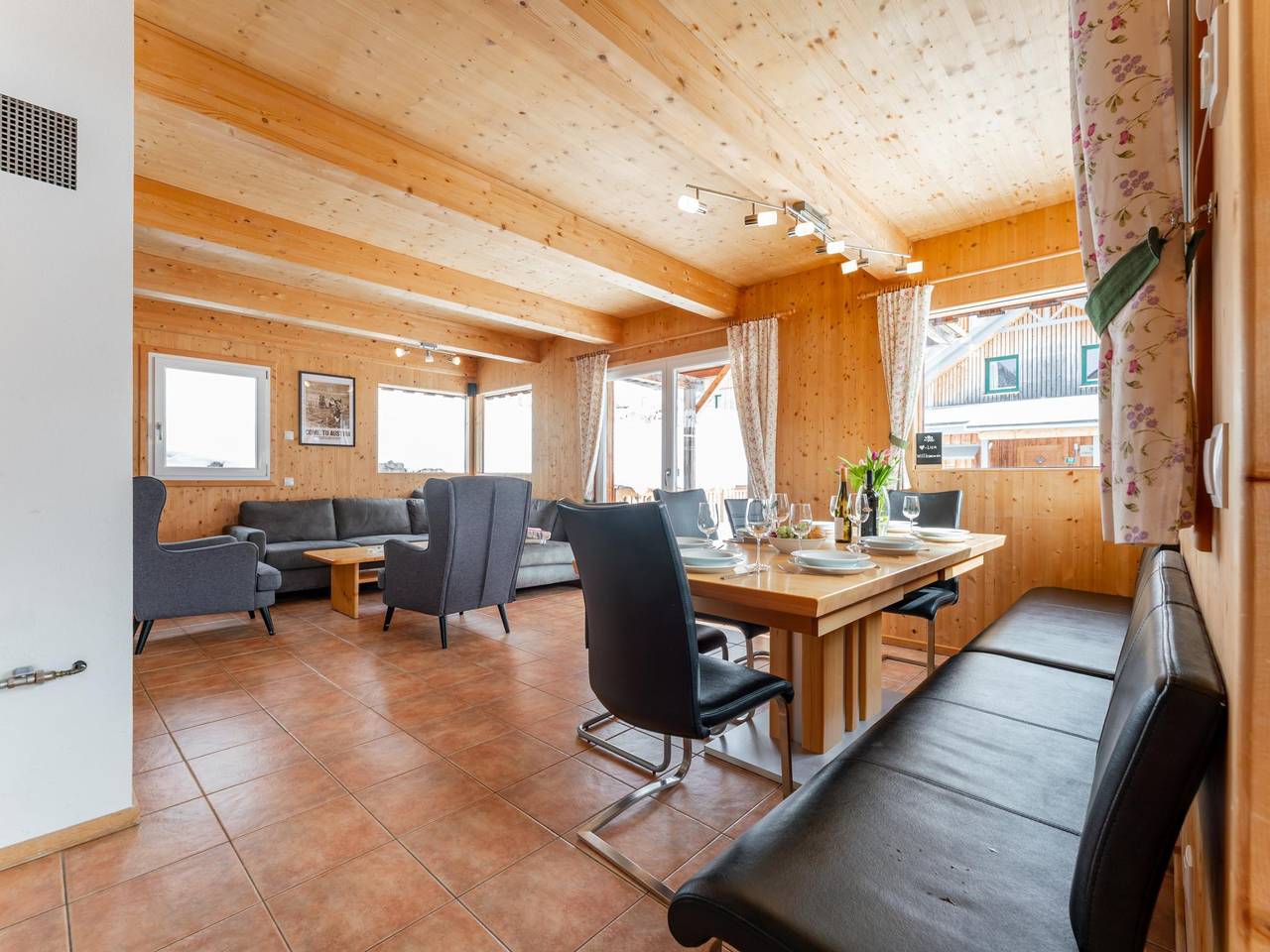 Alpenchalet an der Piste mit Sauna und Hot Tub in Rottenmanner und Wölzer Tauern, Hohentauern