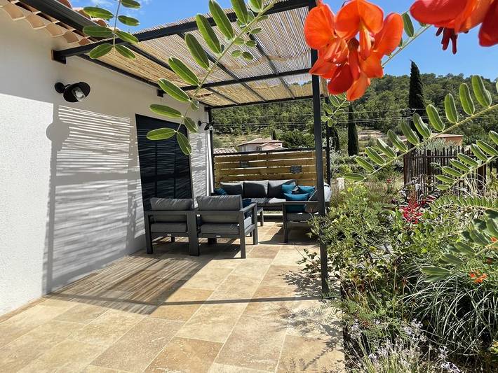 Gîte pour 8 personnes, avec jardin ainsi que terrasse et piscine dans Parc naturel régional de la Sainte-Baume - 4