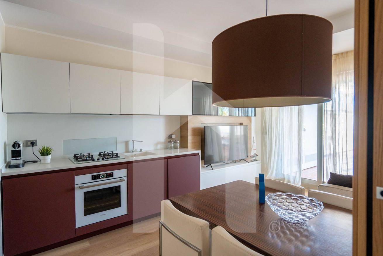 Entire apartment, Riviera Palace - Royal, Three-room apartment deluxe in Giulianova, Giulianova (Municipality)